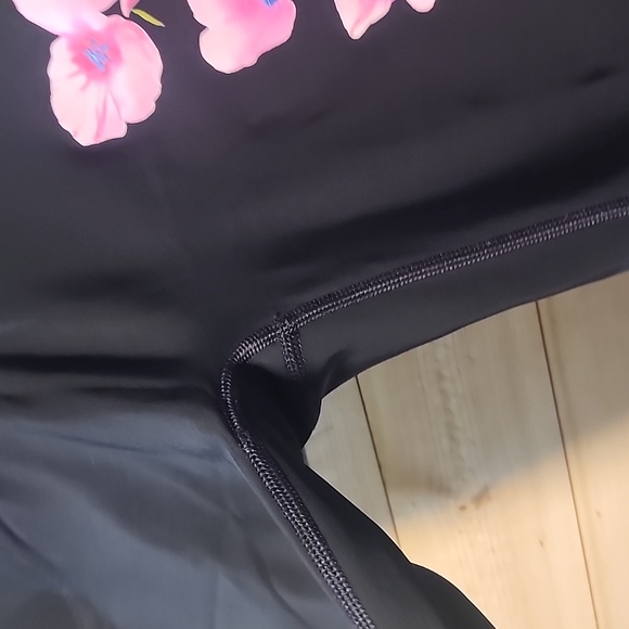 Spanx By Sara Blakely size XS/TP Floral - Picture 5 of 9